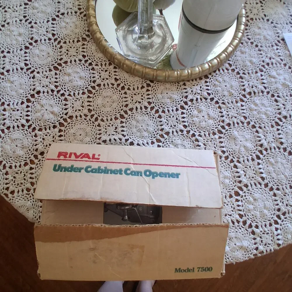 Rival under cabinet